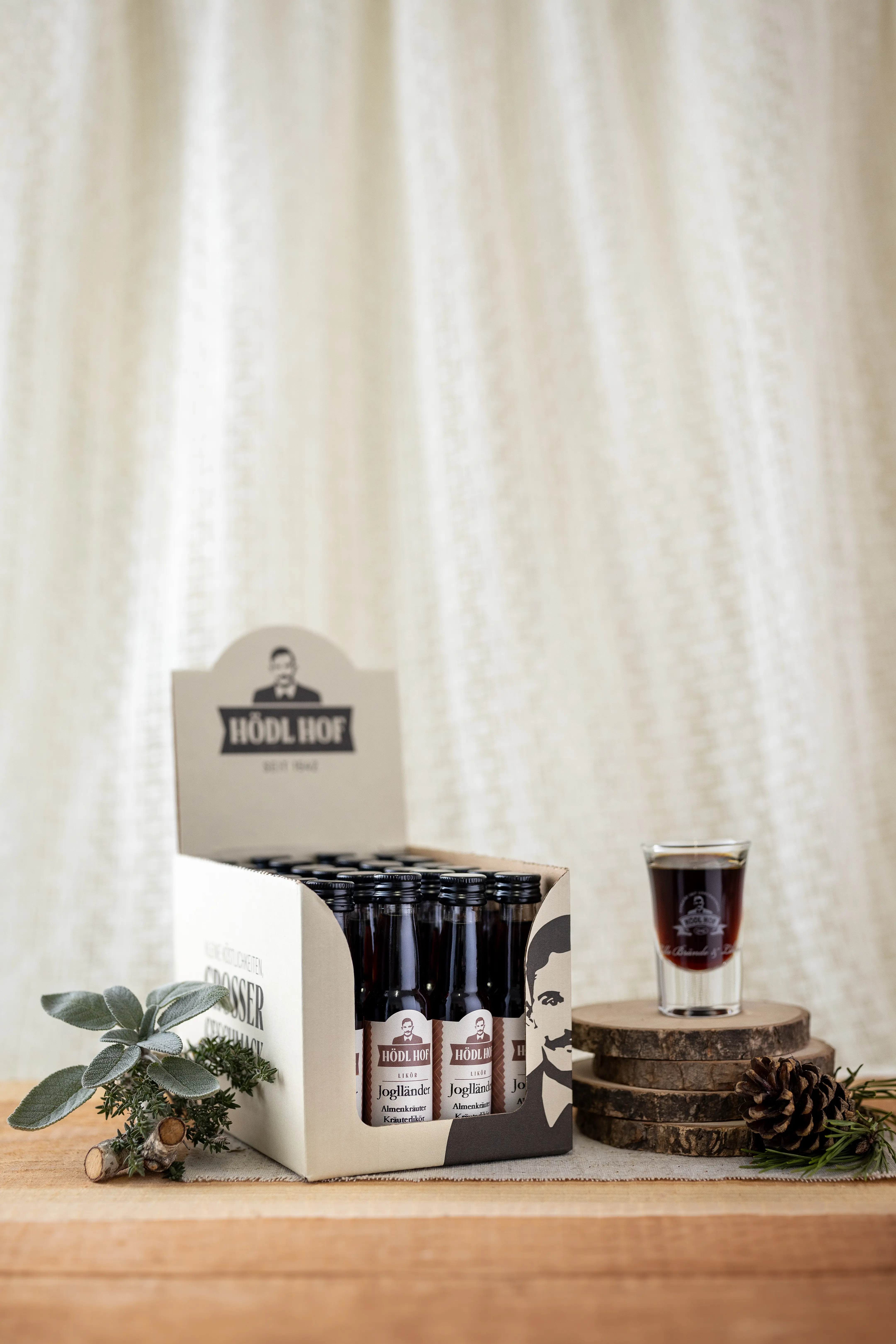 Hödl Hof Joglländer Kräuter-Likör | Vol. 25% | 24x0,02l Mini Box